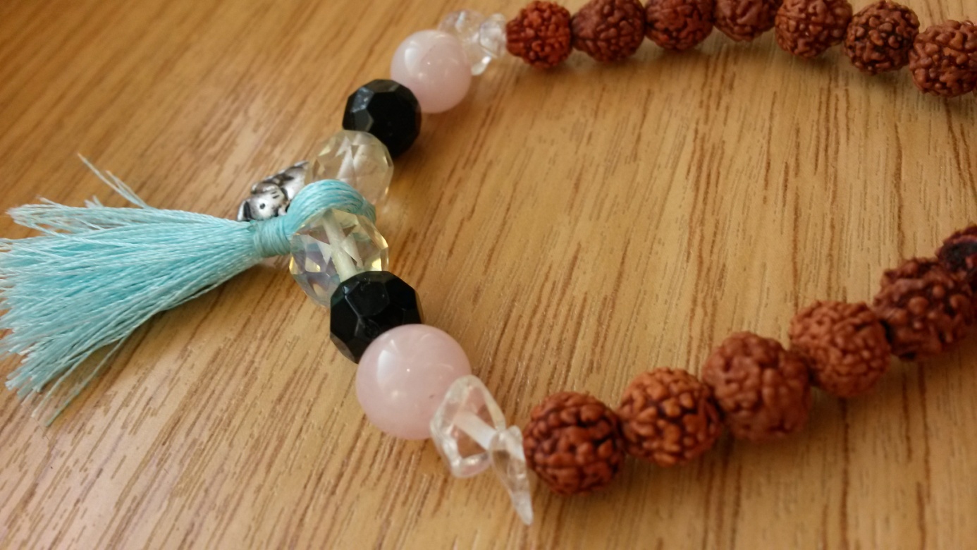 Nahamek s citronovym křemenem